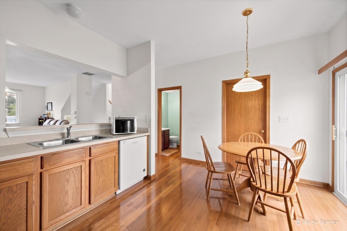 1404 New Haven Drive, Cary, IL