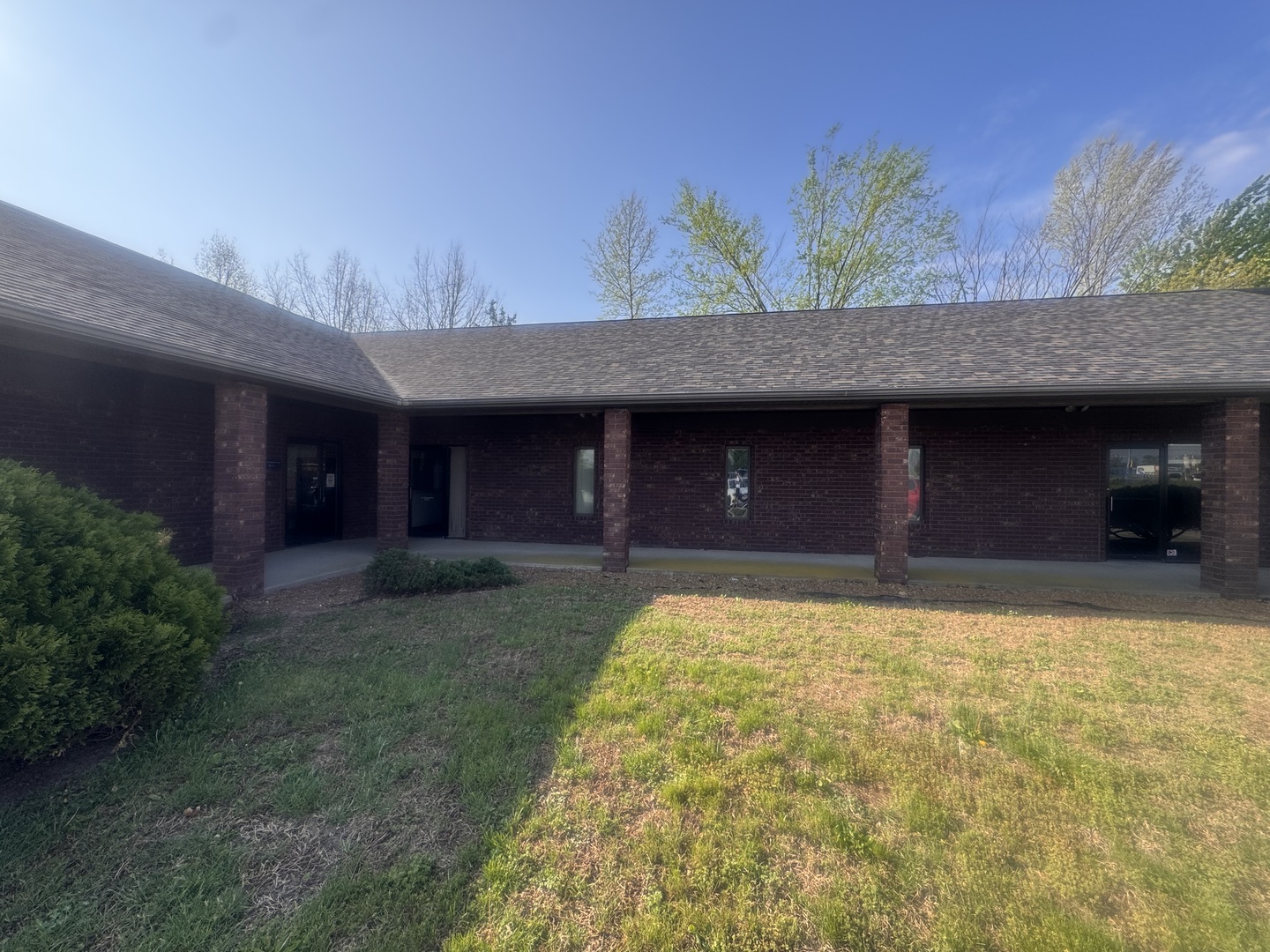 103 Airway Drive, Marion, IL