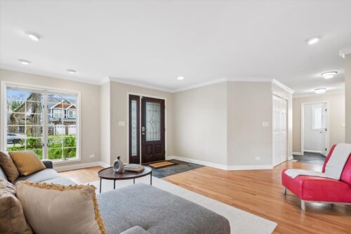 291 Lionel Road, Riverside, IL