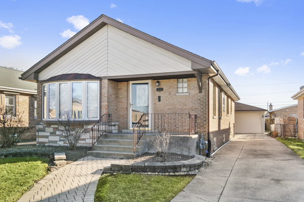 3133 W 101st Street, Evergreen Park, IL