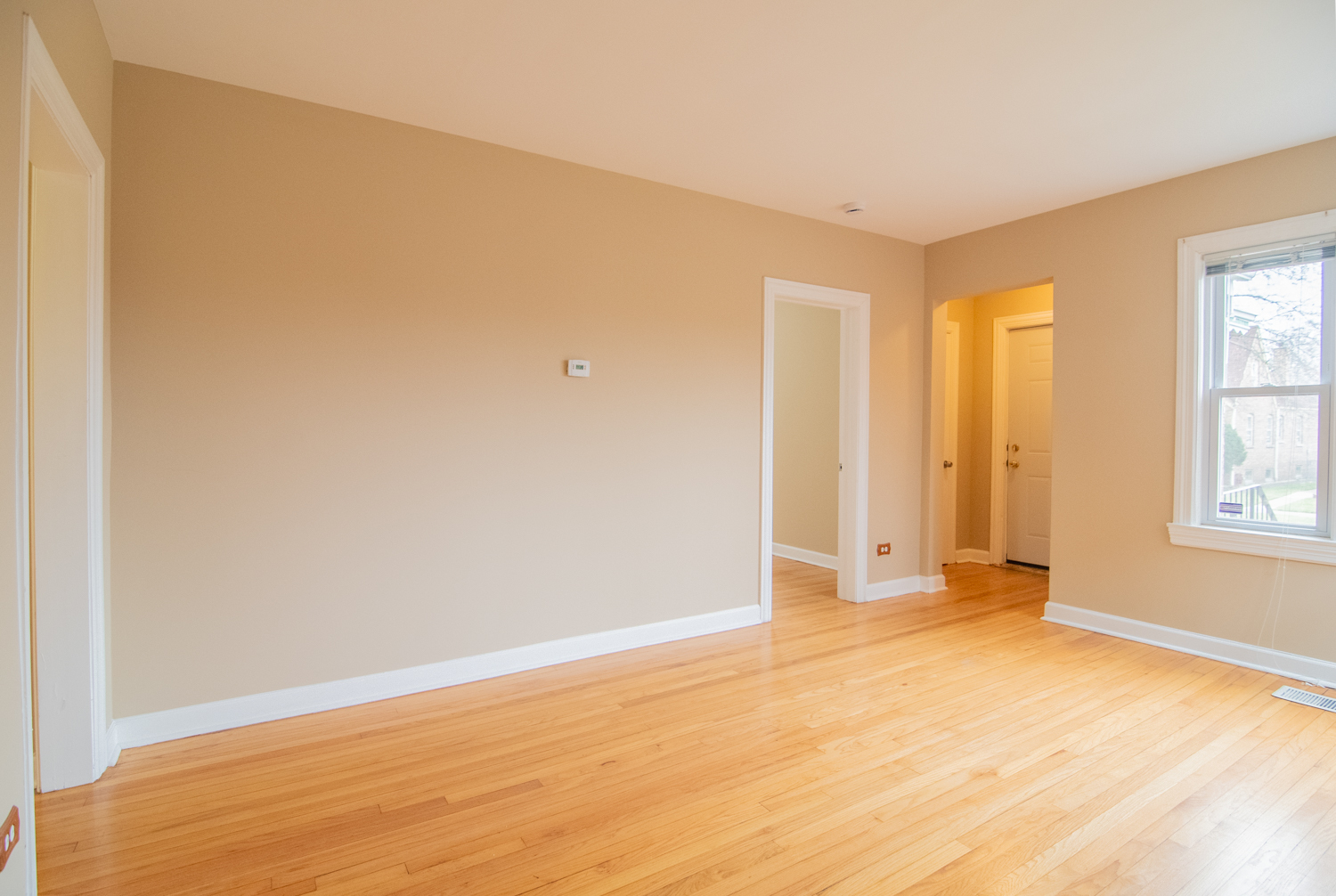 12123 S Lafayette Avenue, Chicago, IL