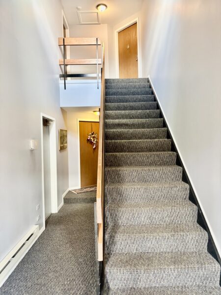 183 Grove Avenue #C, Des Plaines, IL