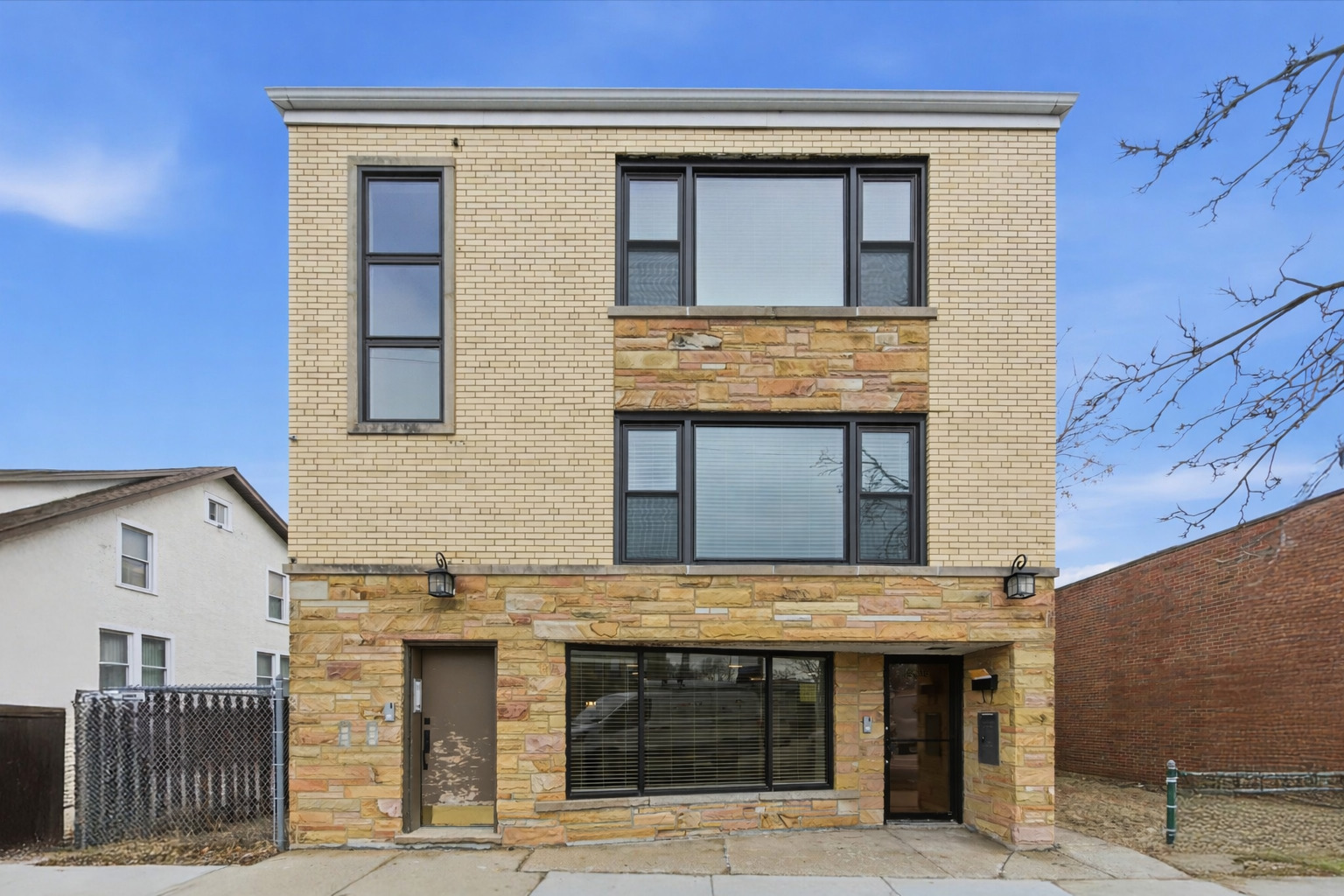 5915 N Milwaukee Avenue #G, Chicago, IL