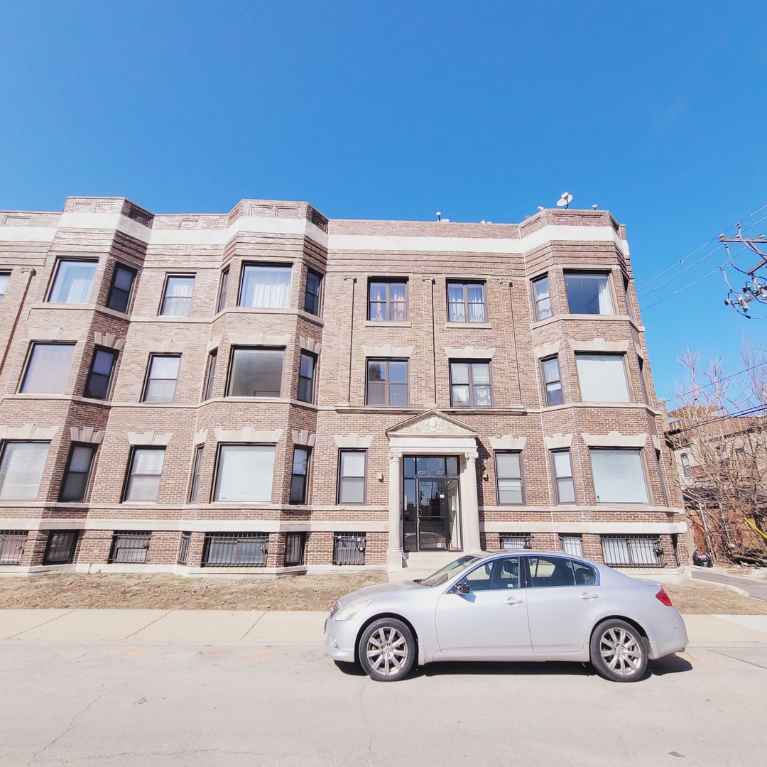 346 E 41st Street #2, Chicago, IL