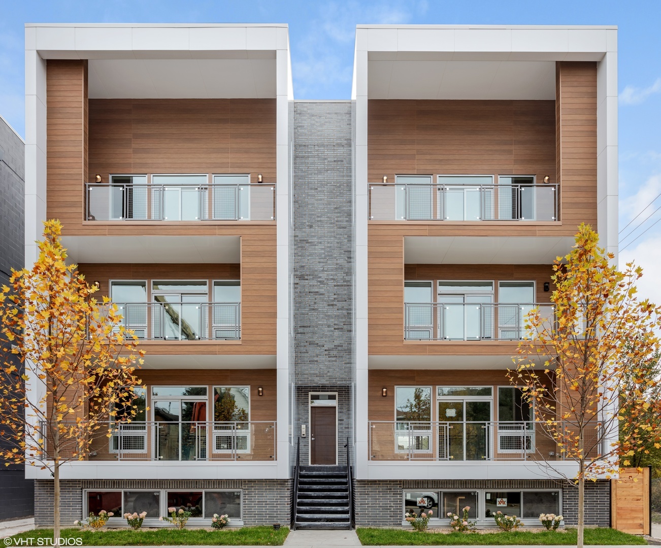 731 W 17th Street #1E, Chicago, IL