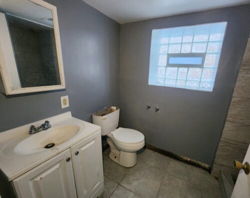 8253 S Throop Street, Chicago, IL
