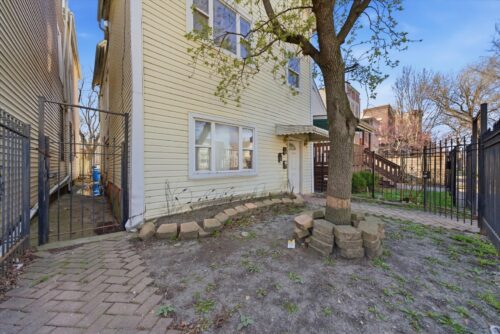 1626 N Saint Louis Avenue, Chicago, IL