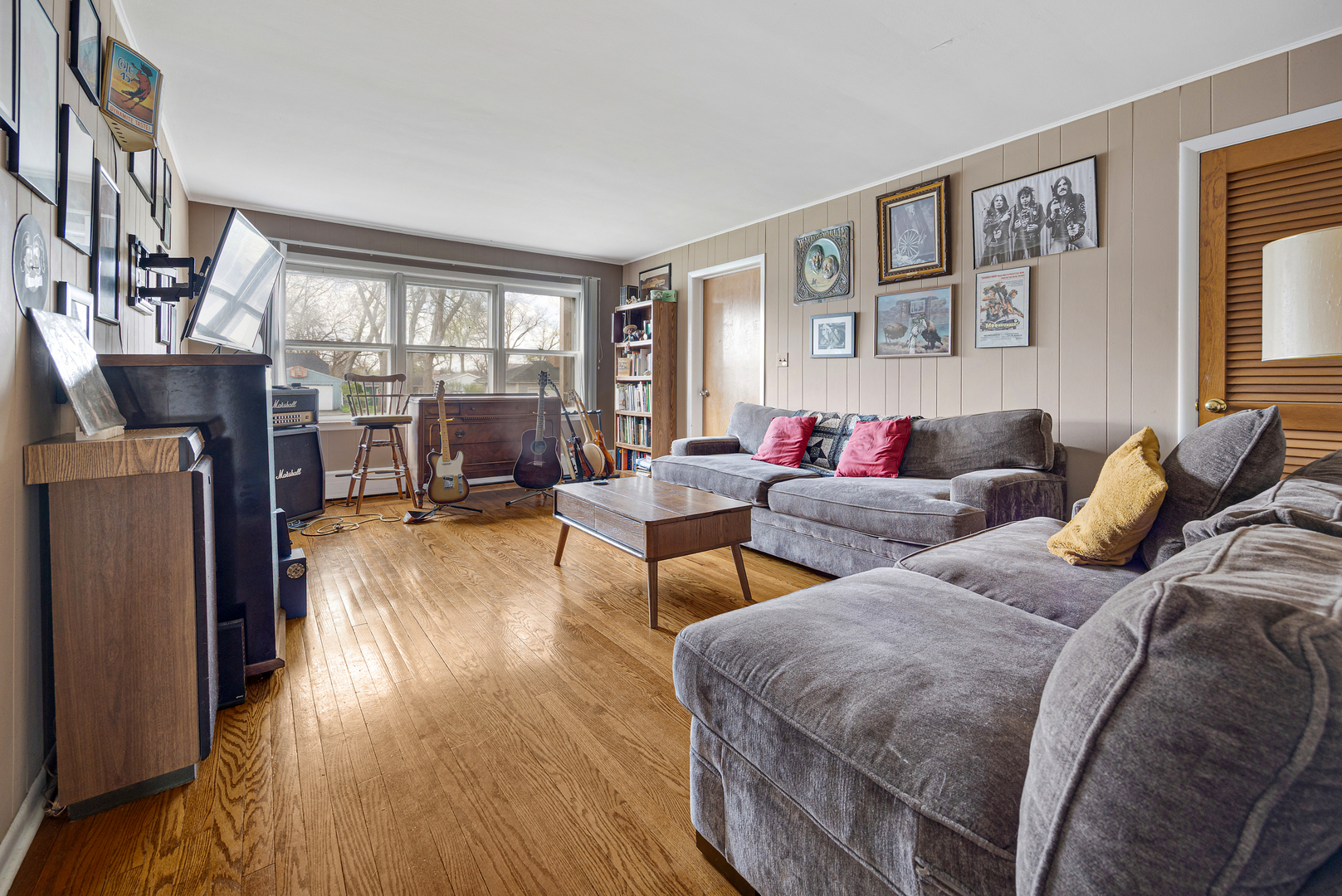 558 Eagle Street, Crystal Lake, IL