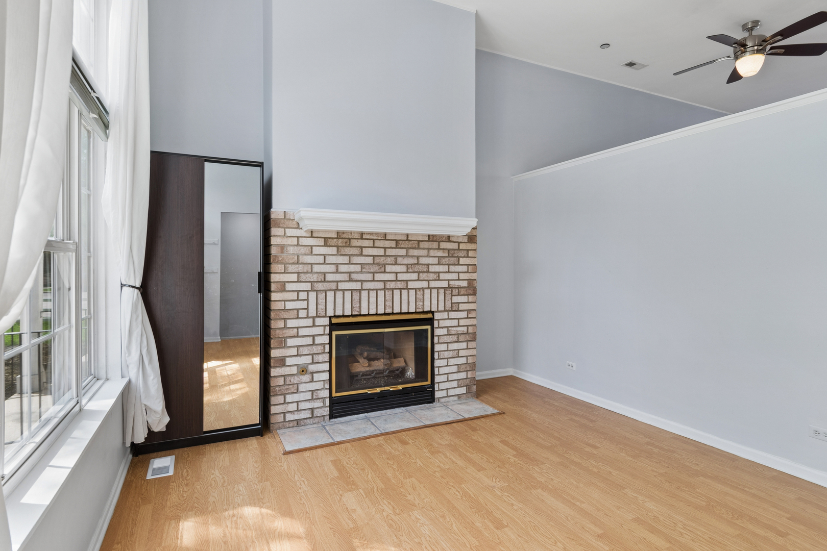 2733 Shelly Lane, Aurora, IL