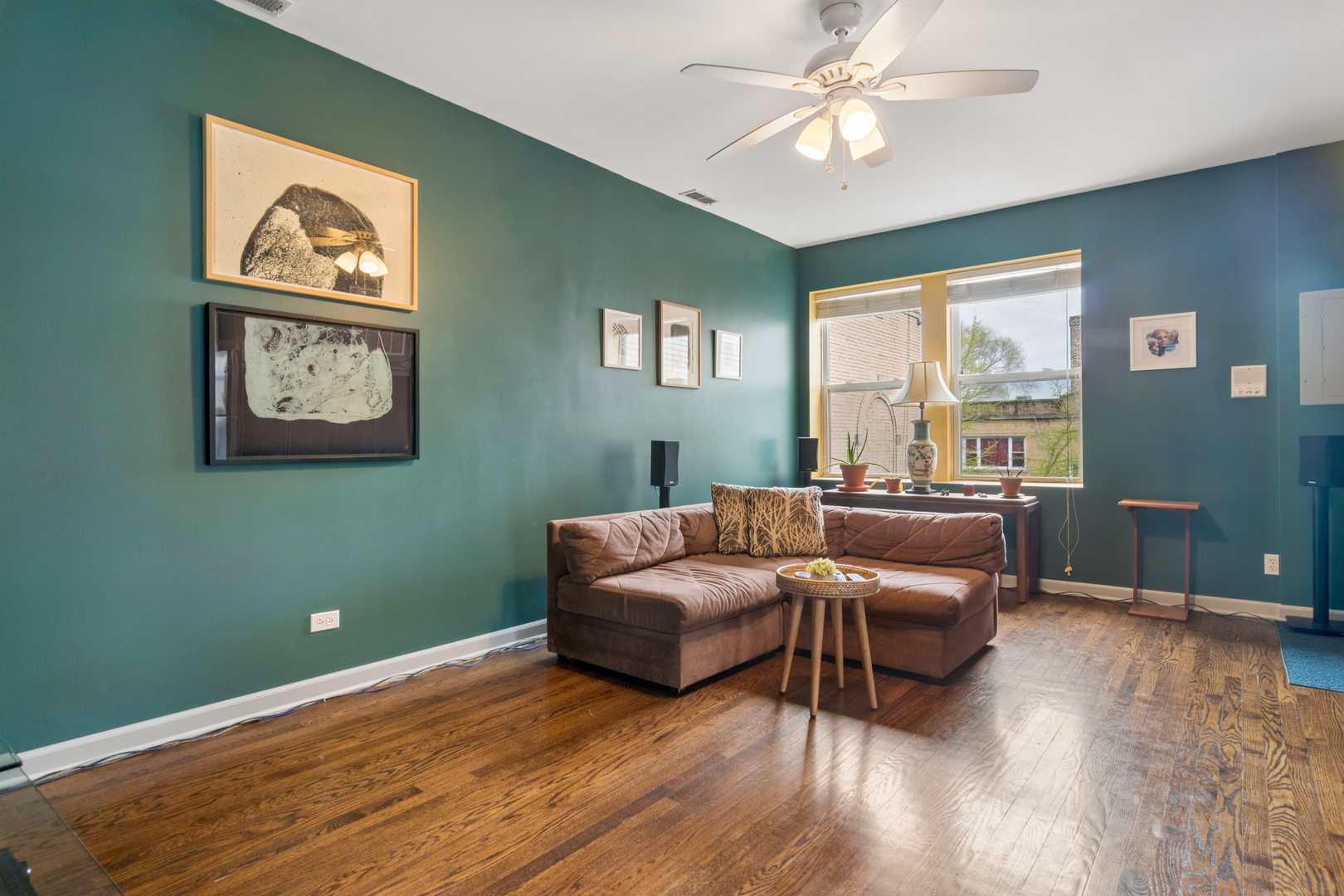2320 W Rosemont Avenue #3, Chicago, IL