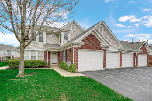 62 Winding Run Lane #62, Streamwood, IL