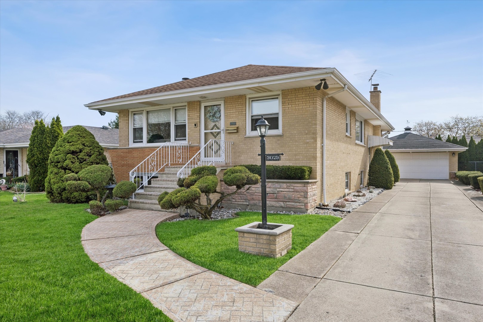 3029 Mayfair Avenue, Westchester, IL