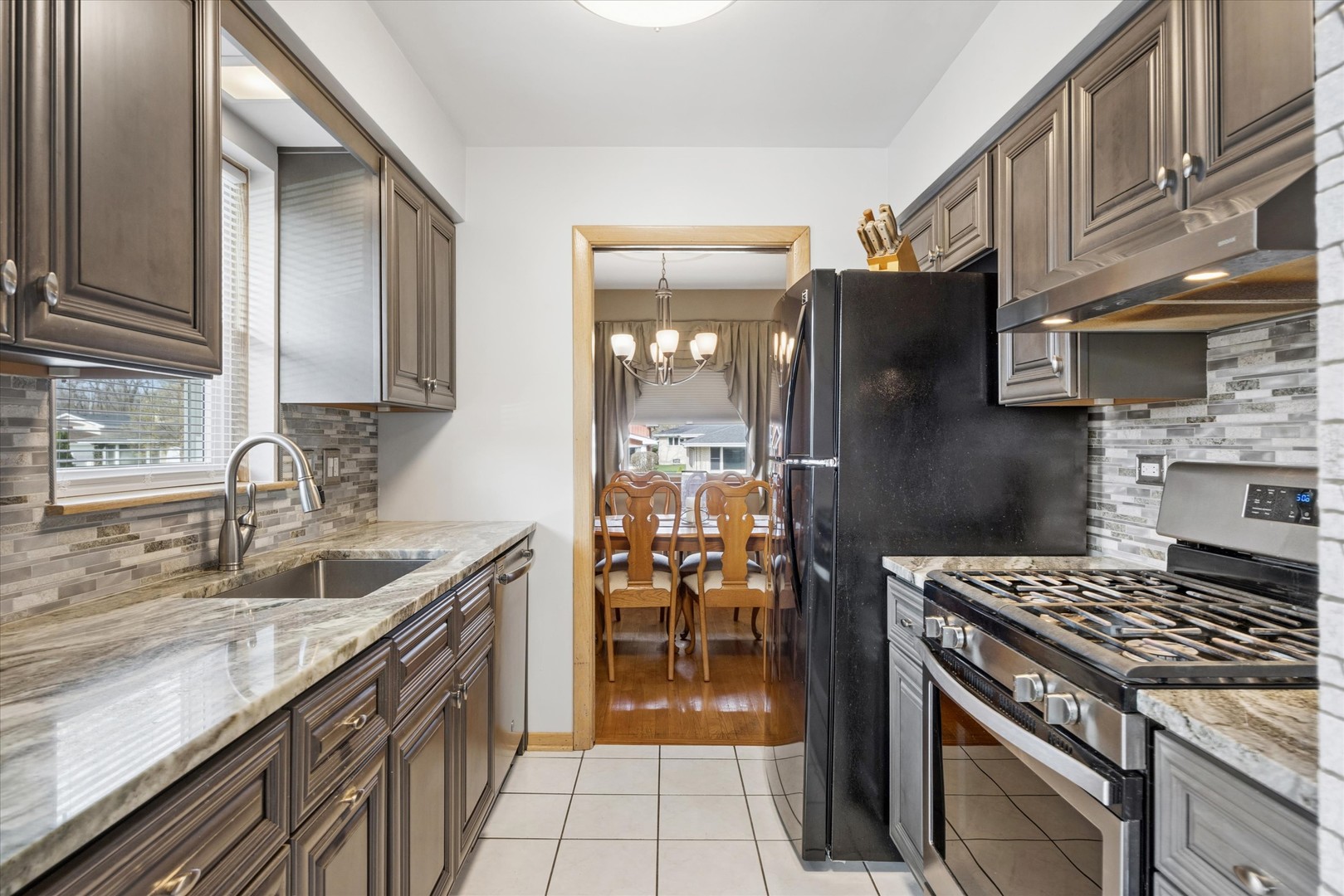 3029 Mayfair Avenue, Westchester, IL