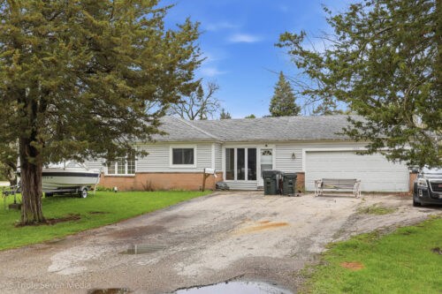 1000 N Bluebonnet Lane, Hoffman Estates, IL