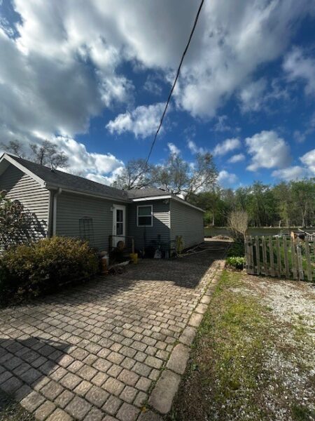 2693 N River Isle Road, Momence, IL