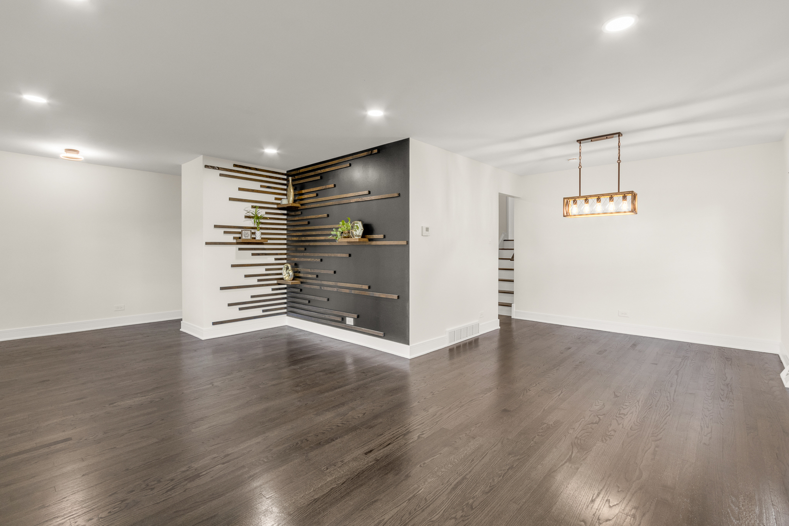 15622 Kenwood Avenue, South Holland, IL