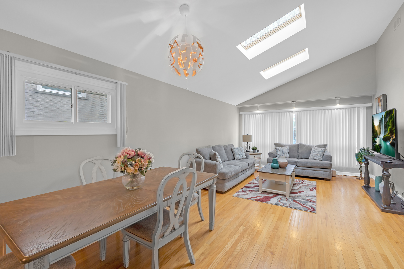 9349 Morgan Avenue, Evanston, IL