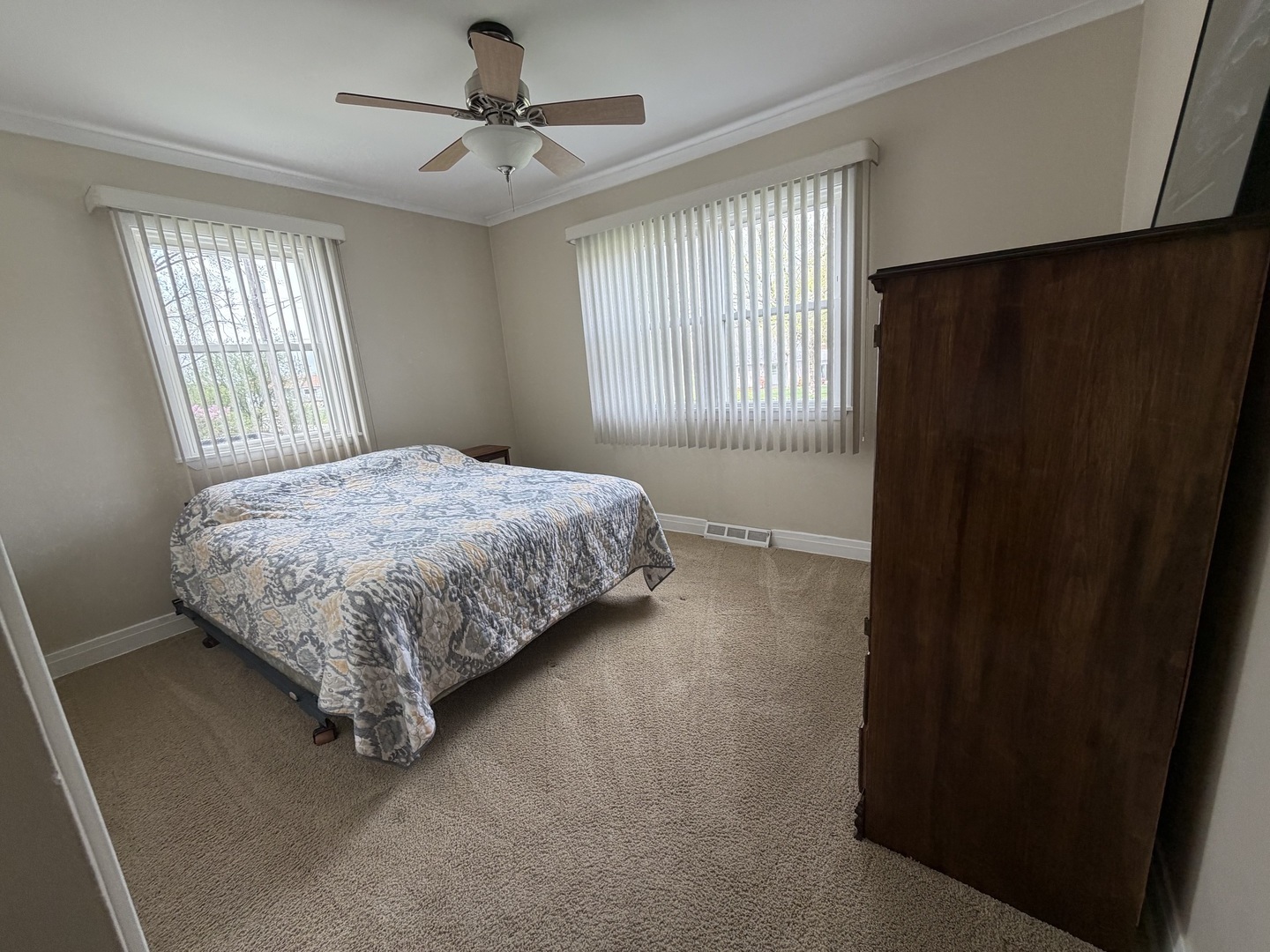 3935 Arthur Terrace Court, Markham, IL