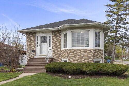 202 S Pick Avenue, Elmhurst, IL