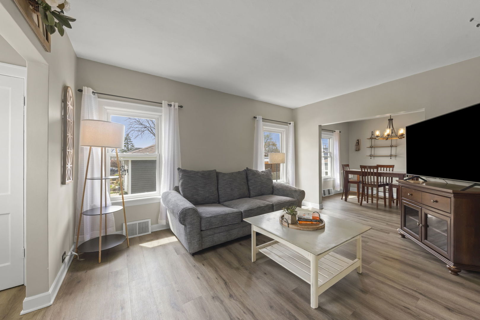 202 S Pick Avenue, Elmhurst, IL