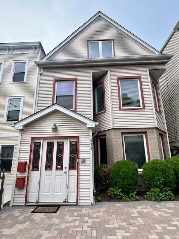 1530 W Diversey Parkway #1, Chicago, IL