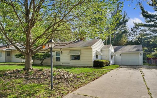 1212 Cambridge Drive, Champaign, IL