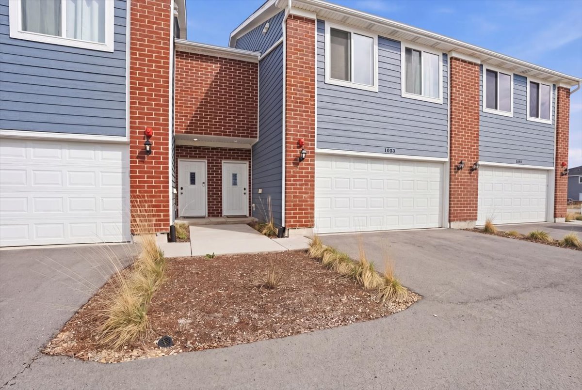 1033 Gillespie Lane, Yorkville, IL