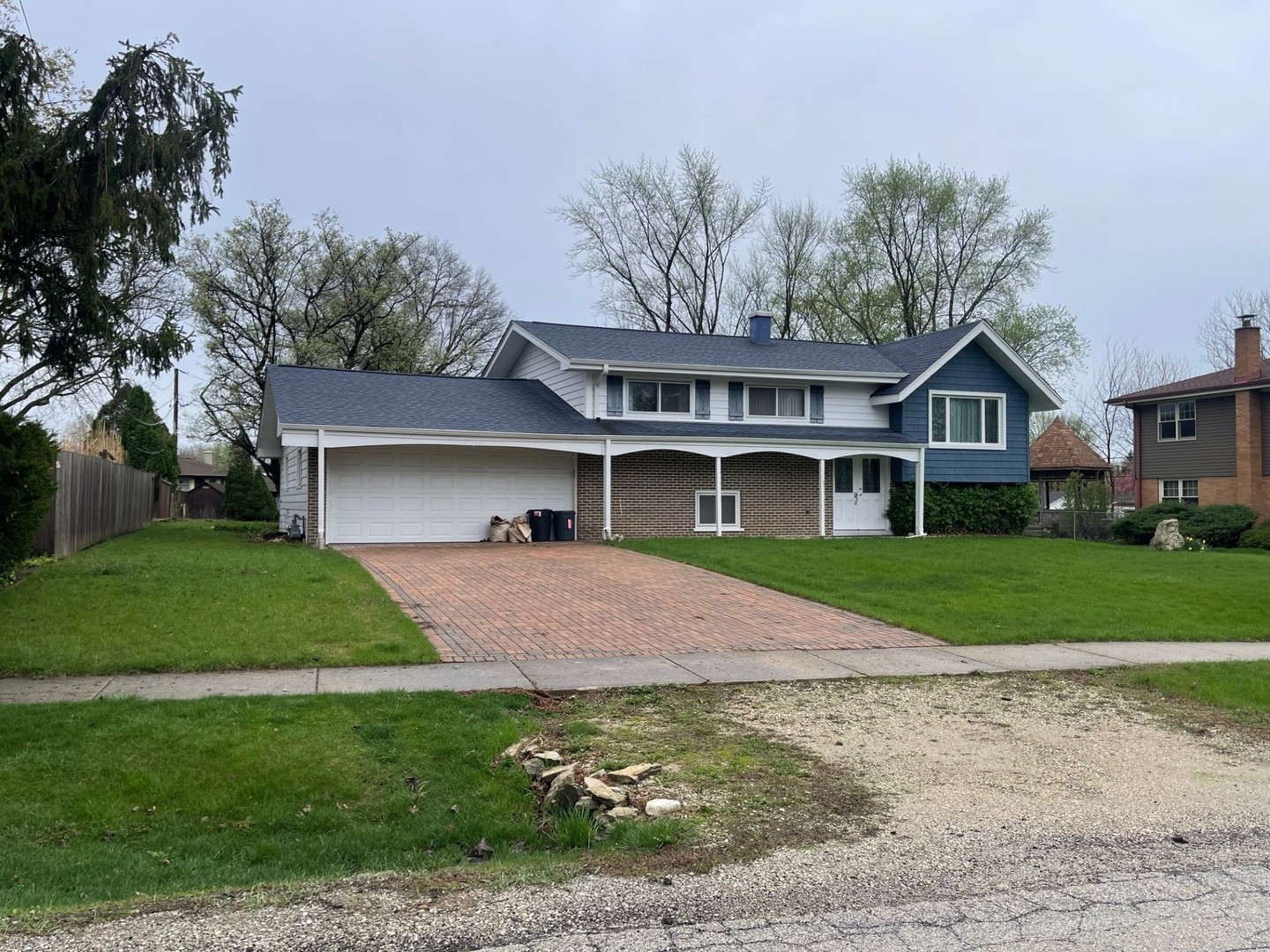 615 E Turner Avenue, Roselle, IL