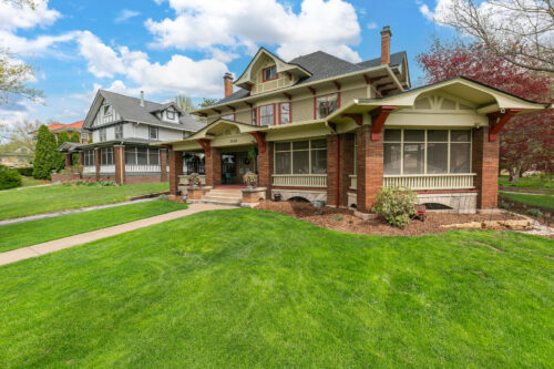 2446 E River Drive, Davenport, IA