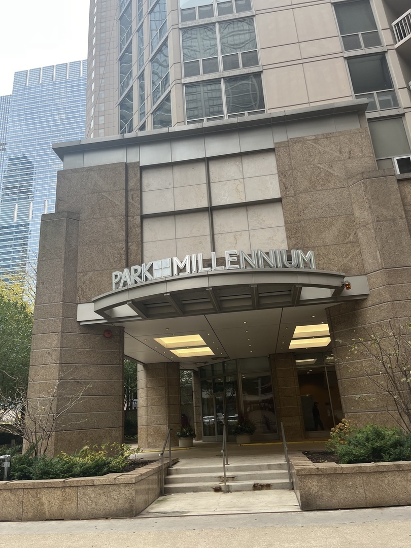 222 N columbus Drive #511, Chicago, IL