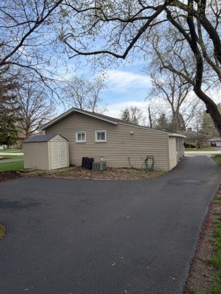 5938 DUNHAM Road, Downers Grove, IL