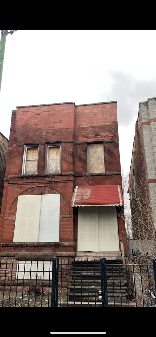 334 N Avers Avenue, Chicago, IL