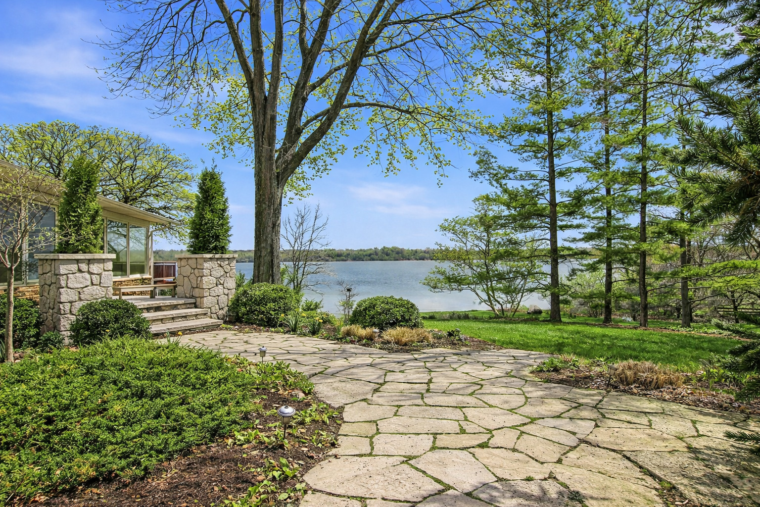 720 South Street, Barrington, IL