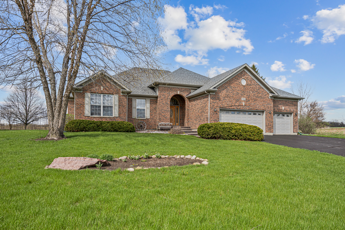 17214 Fieldstone Drive, Marengo, IL