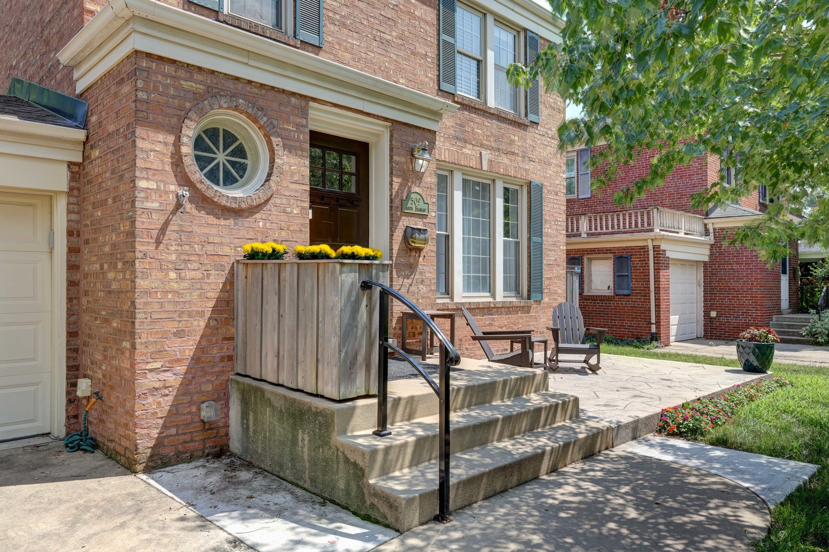 509 S Brainard Avenue, La Grange, IL