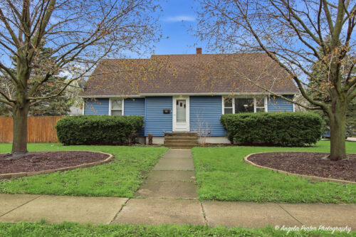 937 Wicker Street, Woodstock, IL