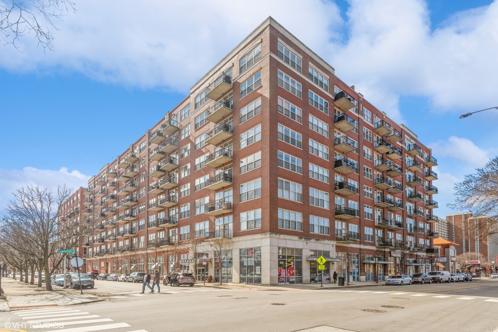 6 S Laflin Street #611, Chicago, IL