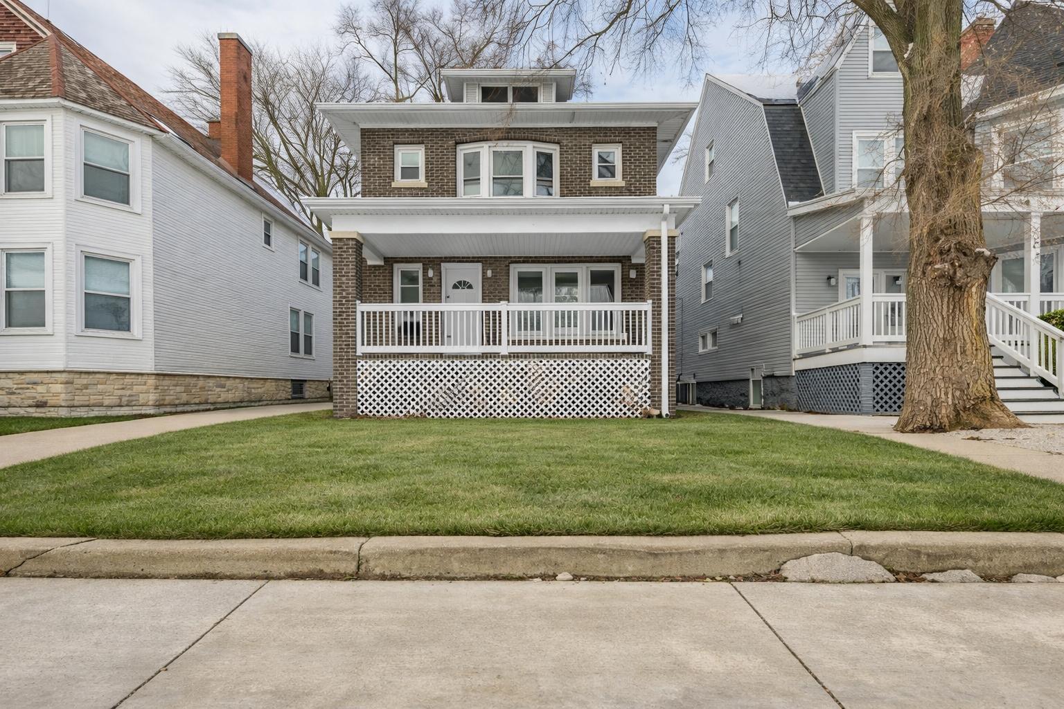 2038 E 73rd Street, Chicago, IL