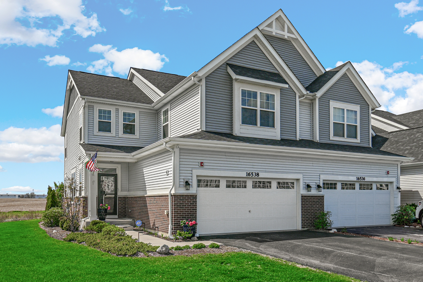 16538 S Winding Creek Lane, Lockport, IL