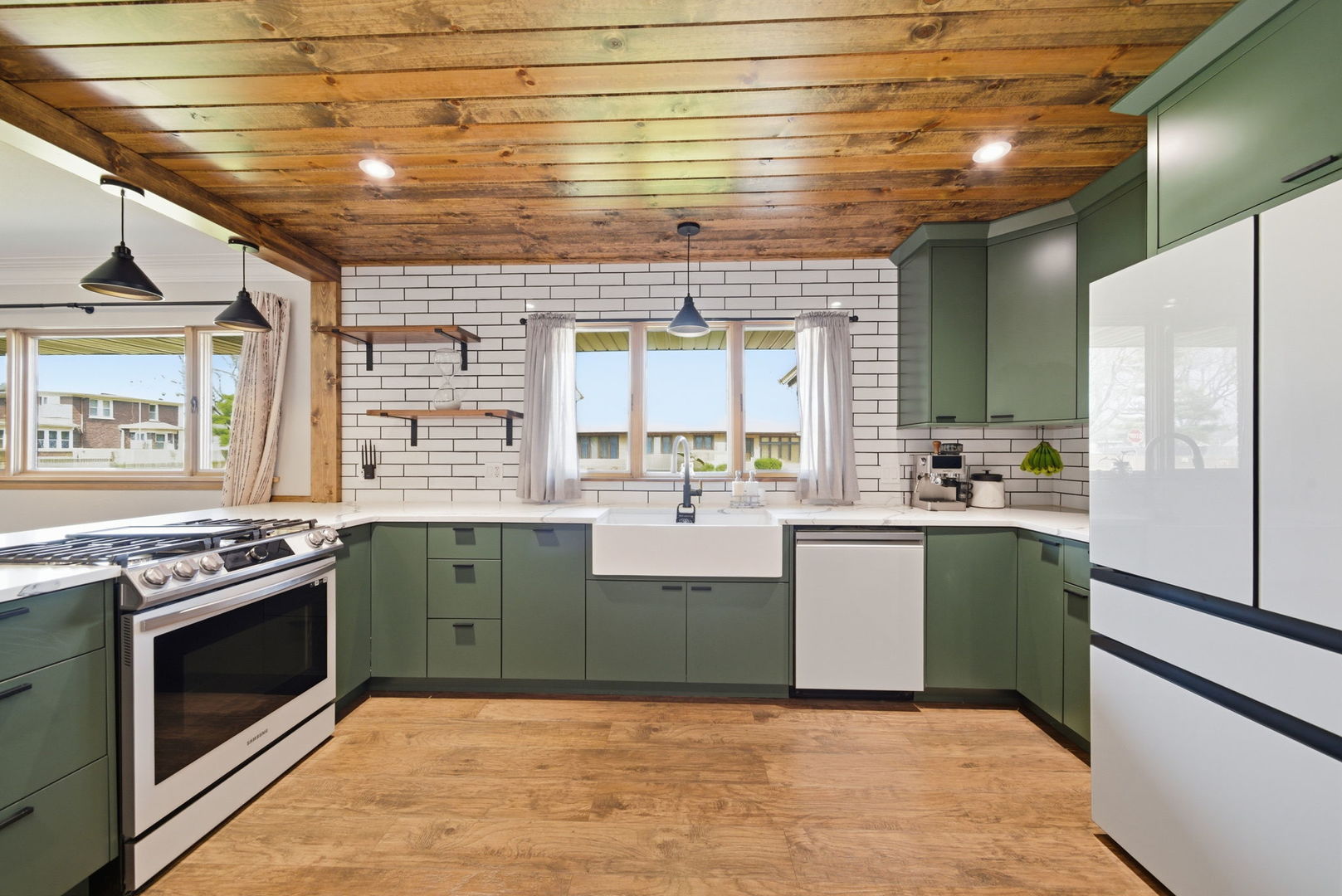 908 Curtis Avenue, Joliet, IL