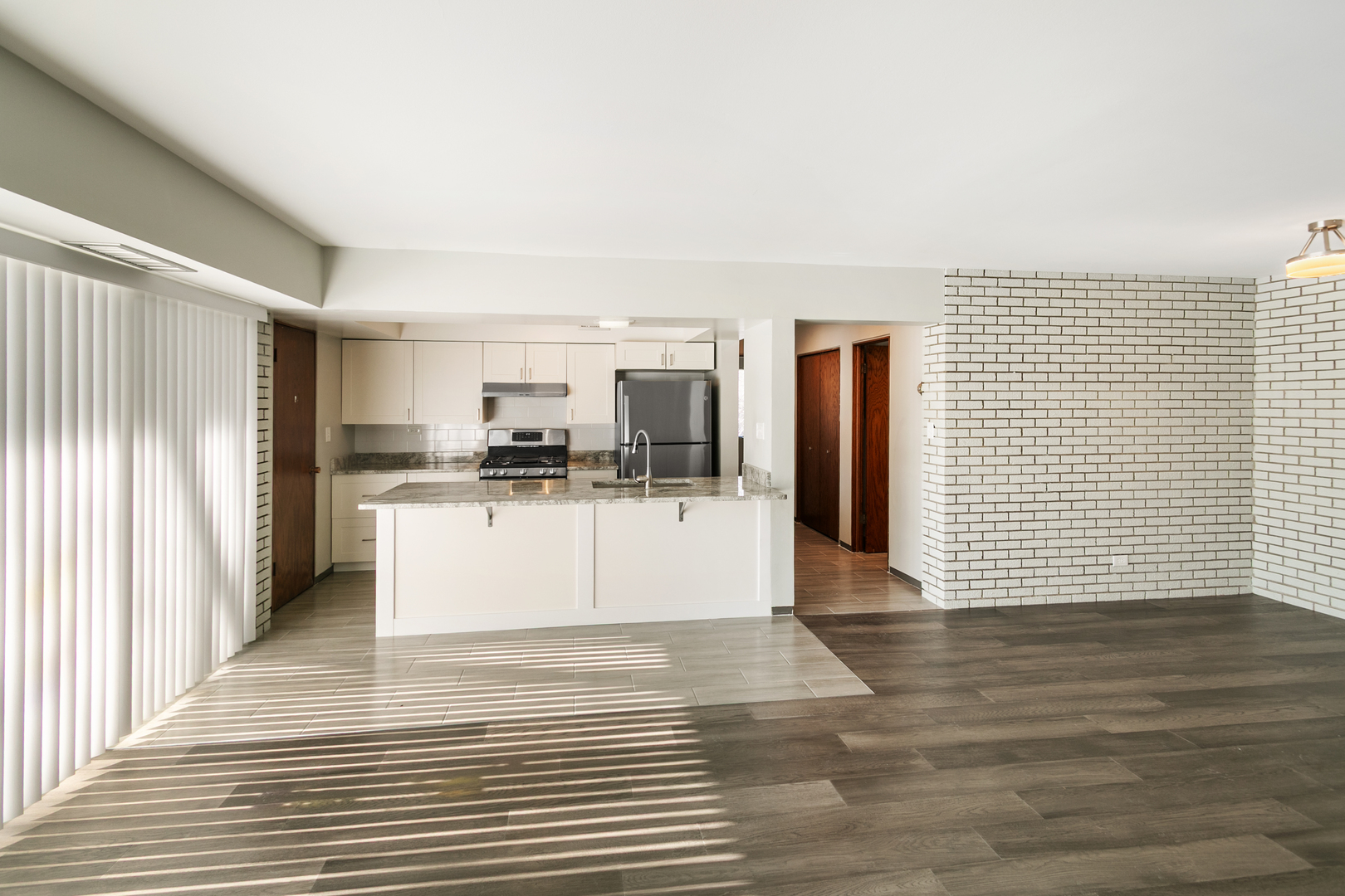 318 Walker Avenue #7, Highland Park, IL