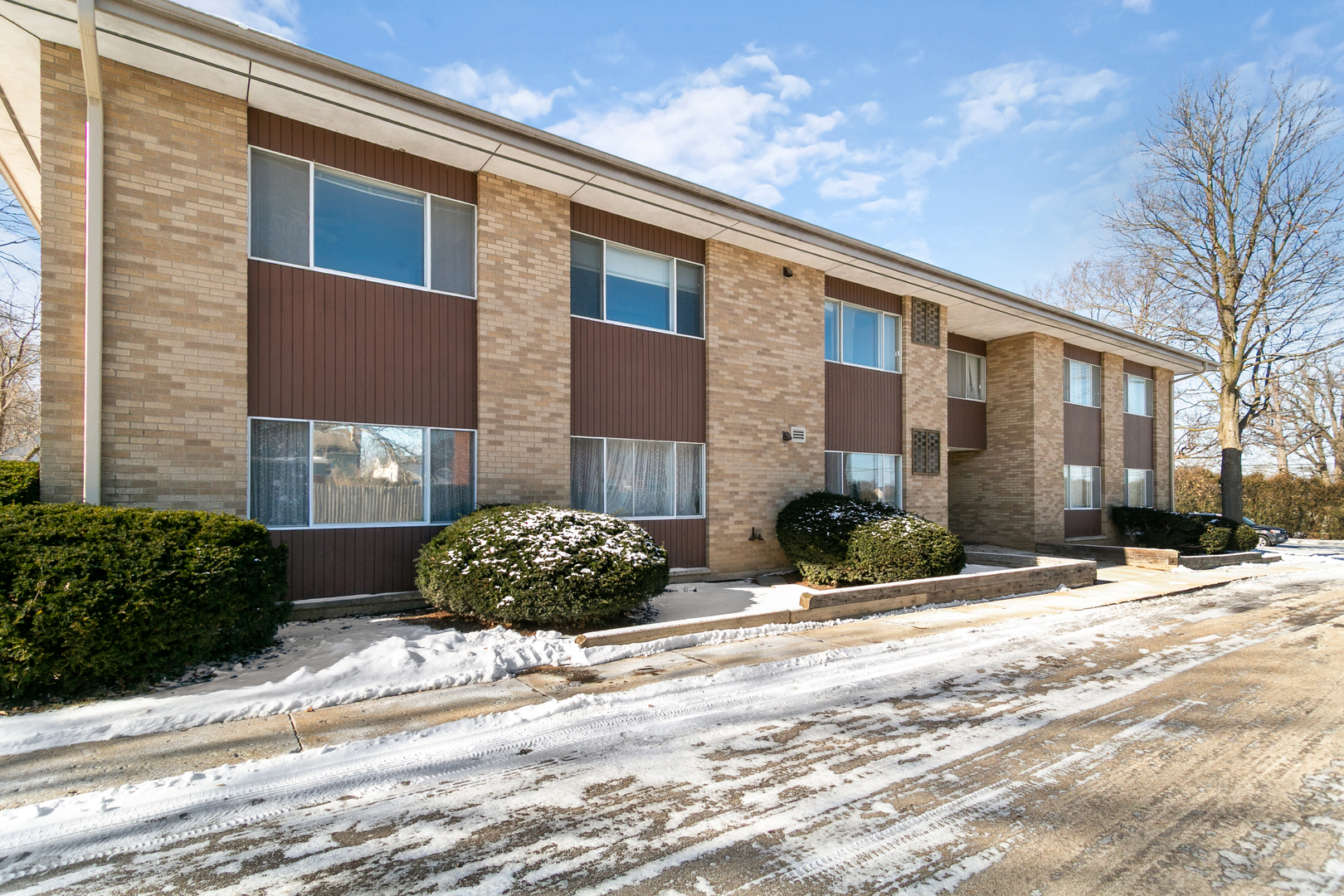 318 Walker Avenue #7, Highland Park, IL
