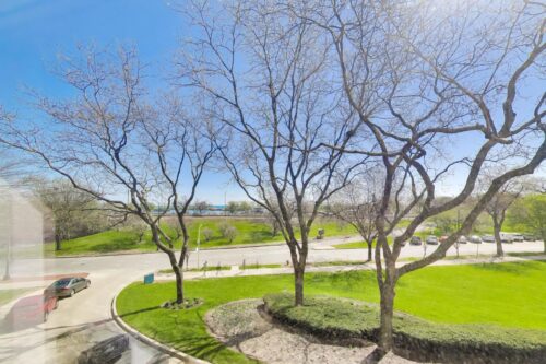 3180 N Lake Shore Drive #2E, Chicago, IL