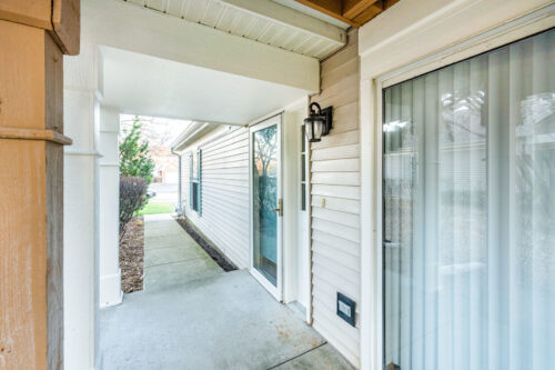 214 N Cathy Lane, Mount Prospect, IL