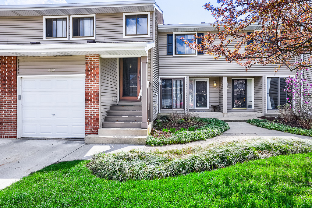 1092 Pinetree Circle, Buffalo Grove, IL