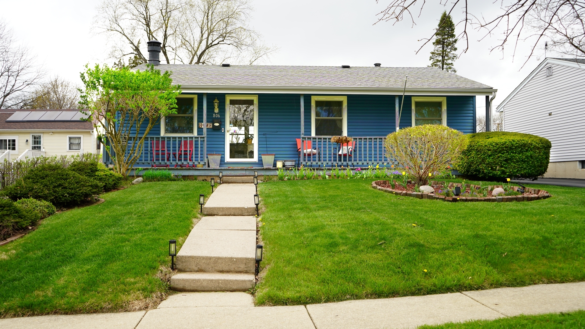 806 S Oak Street, West Chicago, IL