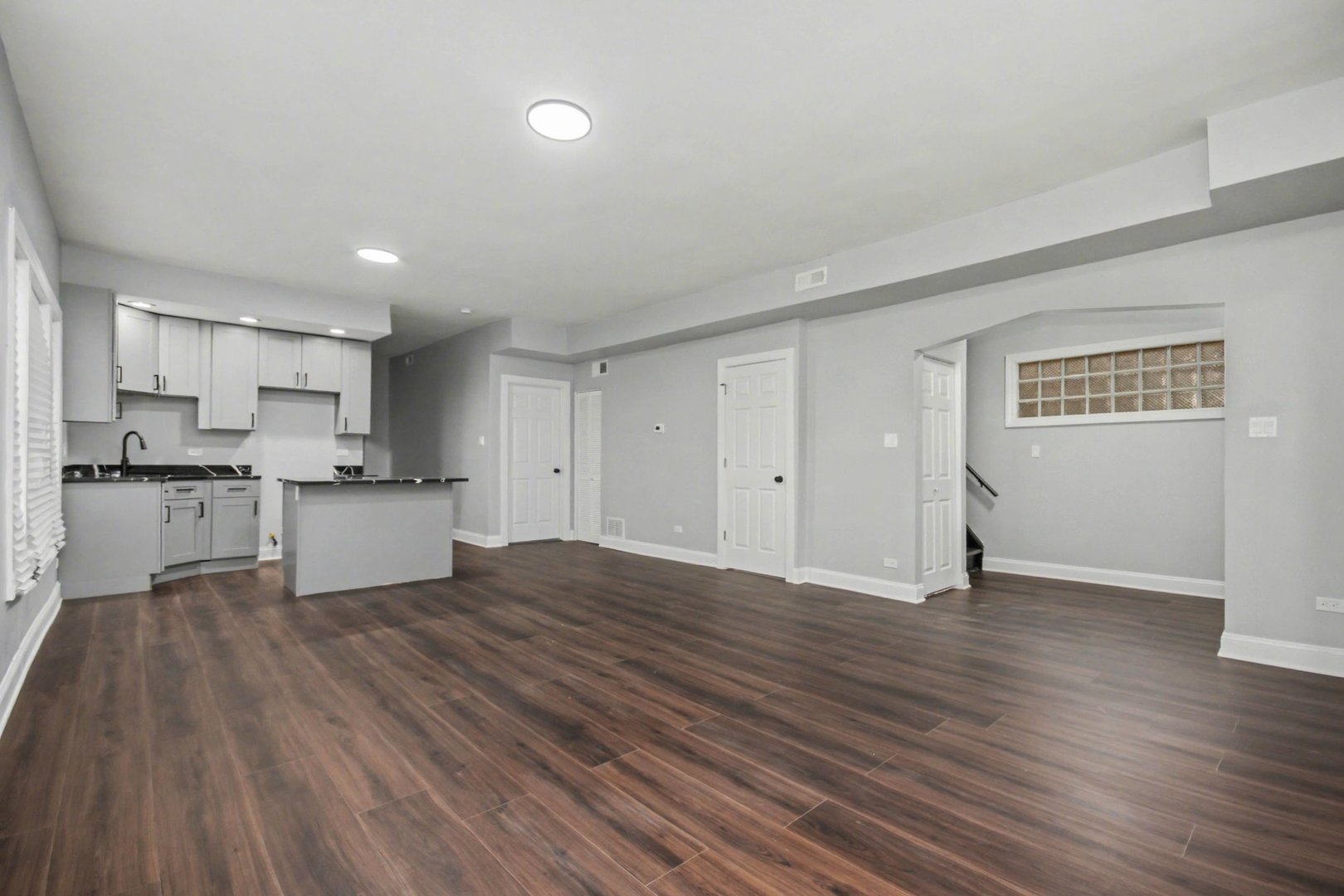 8030 S Constance Avenue, Chicago, IL