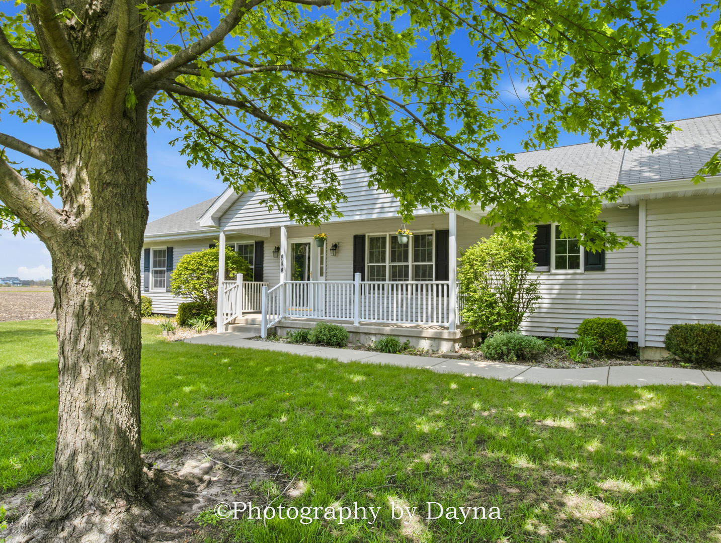 370 W Seneca Avenue, Bonfield, IL