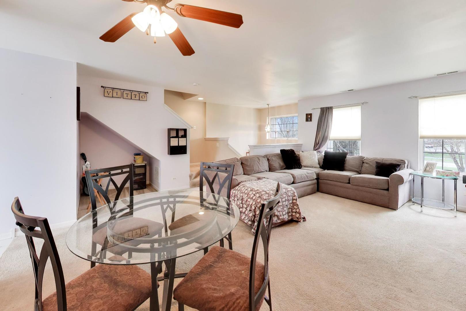 1276 SHAMROCK Lane, Pingree Grove, IL