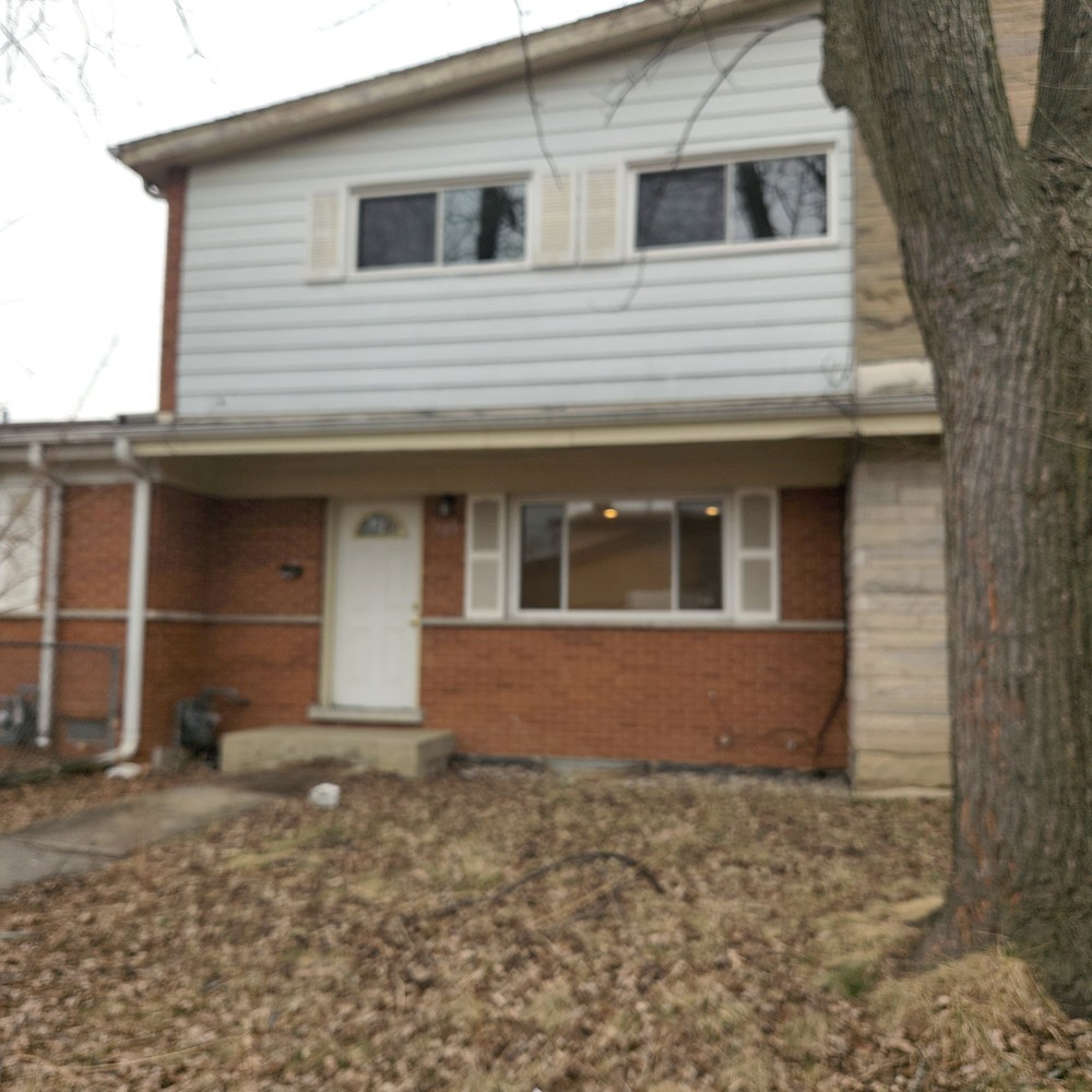 525 Glenshire Lane, Glenview, IL